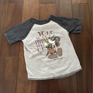 Disney Kids Gray and Black Graphic Tee
